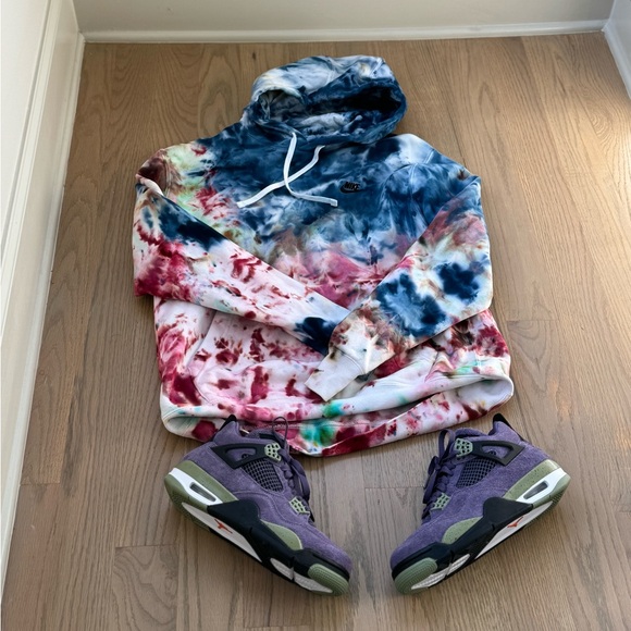 Pre owned 2022 Wmns Air Jordan 4 Retro 'Canyon Purple - Picture 7 of 9